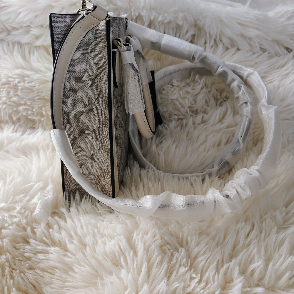 🤩Kate Spade Dark Beige and Cream Signature Spade Flower Mini Tote NWT🤩 - Picture 11 of 17